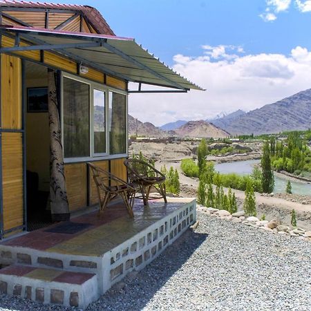 Hotel Neryok'S Indus View à Chimre Extérieur photo
